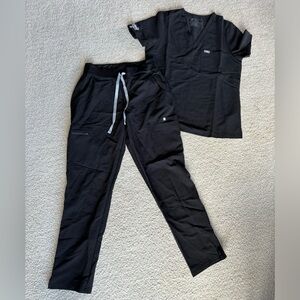 Figs Scrub Set - Aya Healthcare Embroidery